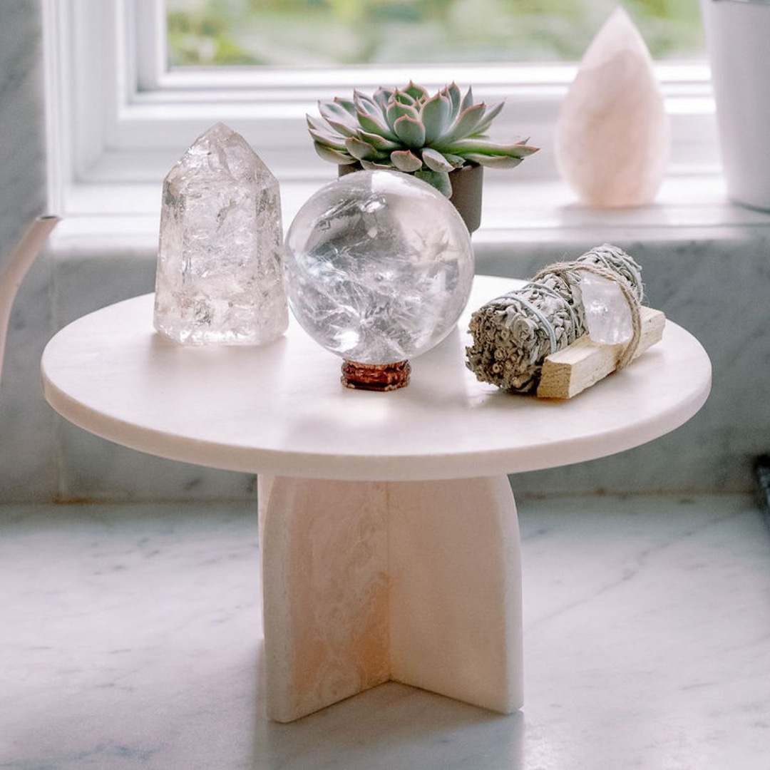 The Best Crystals for Your Home & Where to Place Them, According to Our Experts – E! Online The Best Crystals for Your Home & Where to Place Them, According to Our Experts – E! Online
