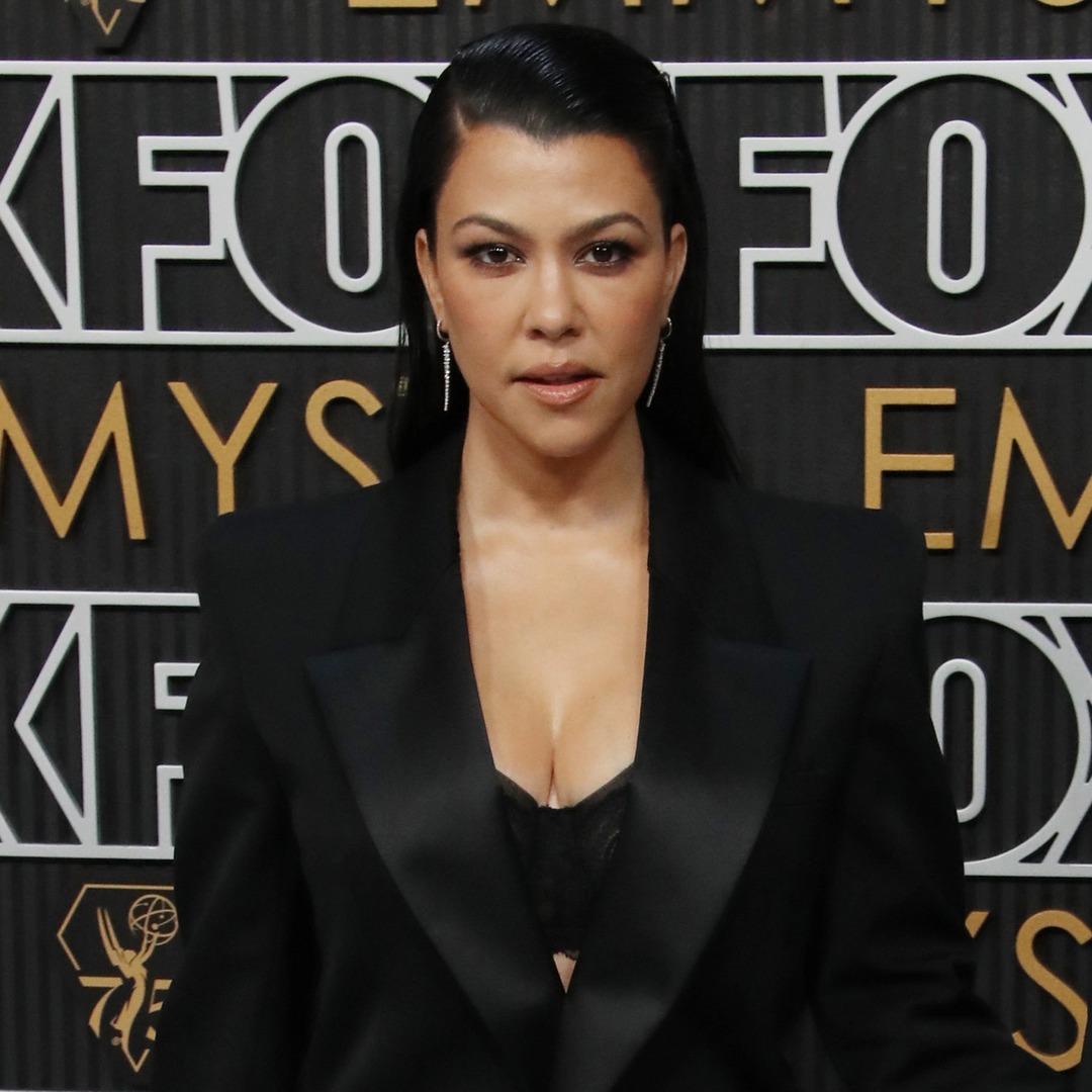 See Kourtney Kardashian Bond With Her and Travis Barker’s Son Rocky on Beach Trip – E! Online See Kourtney Kardashian Bond With Her and Travis Barker’s Son Rocky on Beach Trip – E! Online