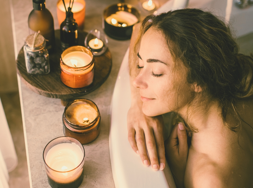 Shop Bathtub & Body Works Candle Deal