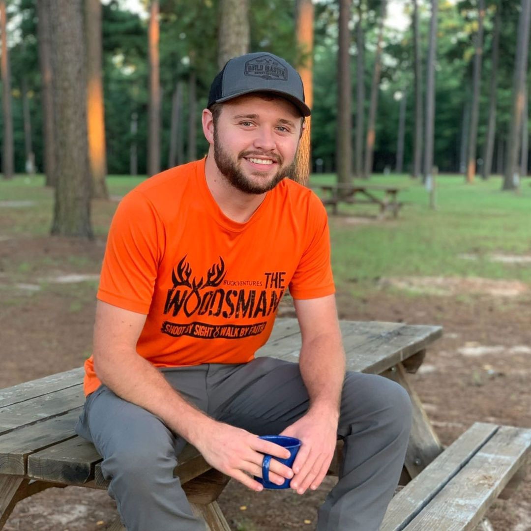 Jason Duggar Is Engaged to Girlfriend Maddie Grace