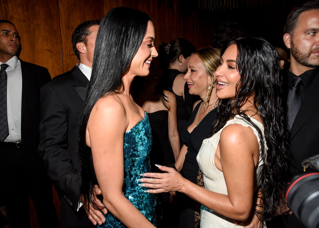 Katy Perry, Orlando Bloom'un Kim Kardashian'a göz attığı fotoğrafa tepki gösterdi