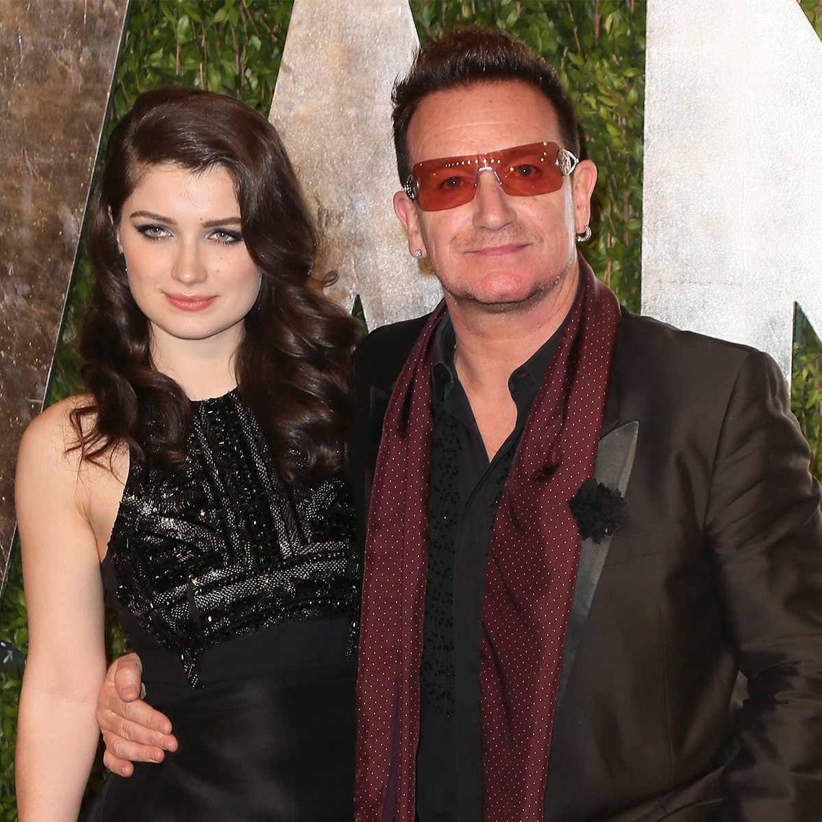 Eve Hewson jest córką Bono i bardziej zaskakującymi krewnymi gwiazd