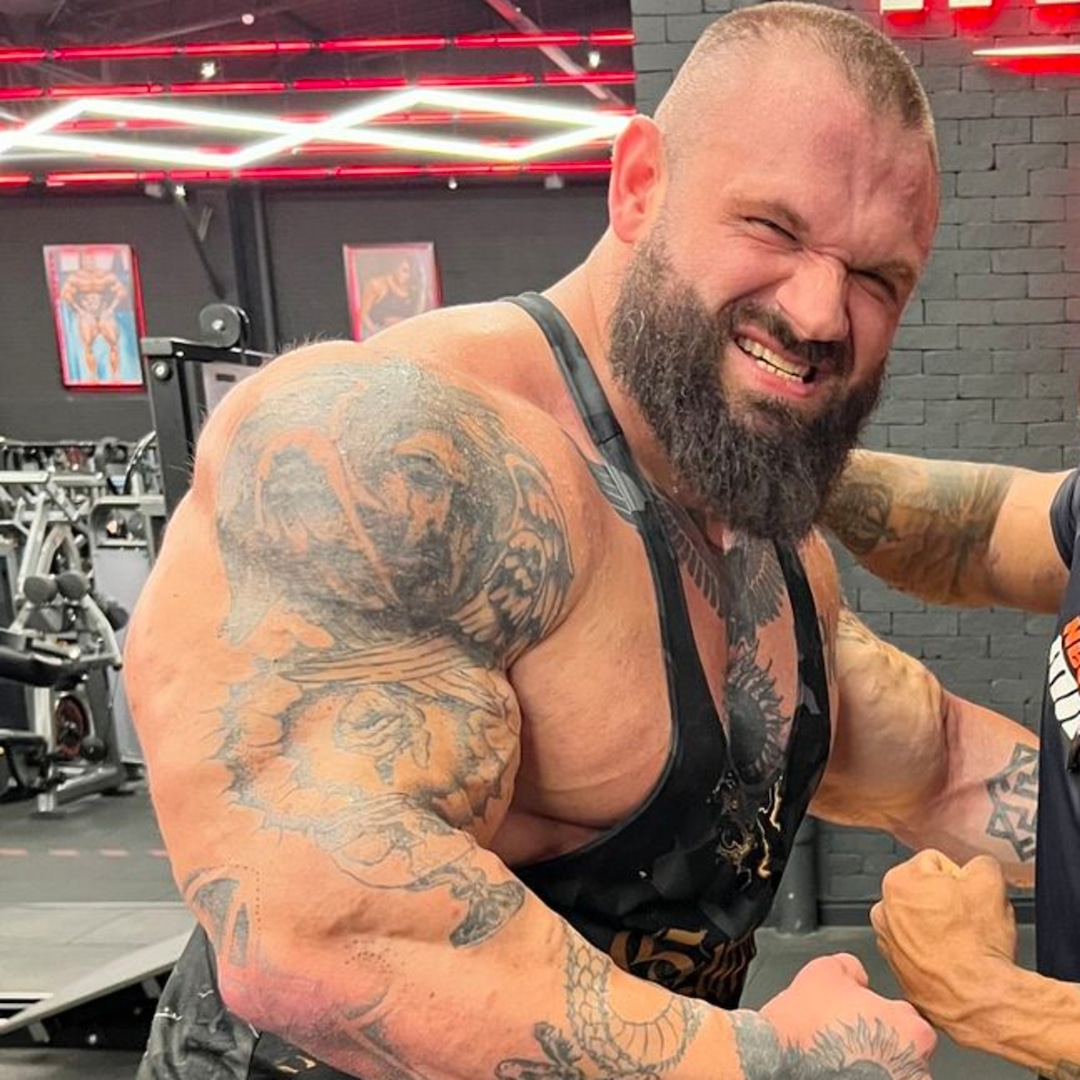 Illia “Golem” Yefimchyk, World’s “Most Monstrous” Bodybuilder, Dead at 36 After Heart Attack – E! Online Illia “Golem” Yefimchyk, World’s “Most Monstrous” Bodybuilder, Dead at 36 After Heart Attack – E! Online