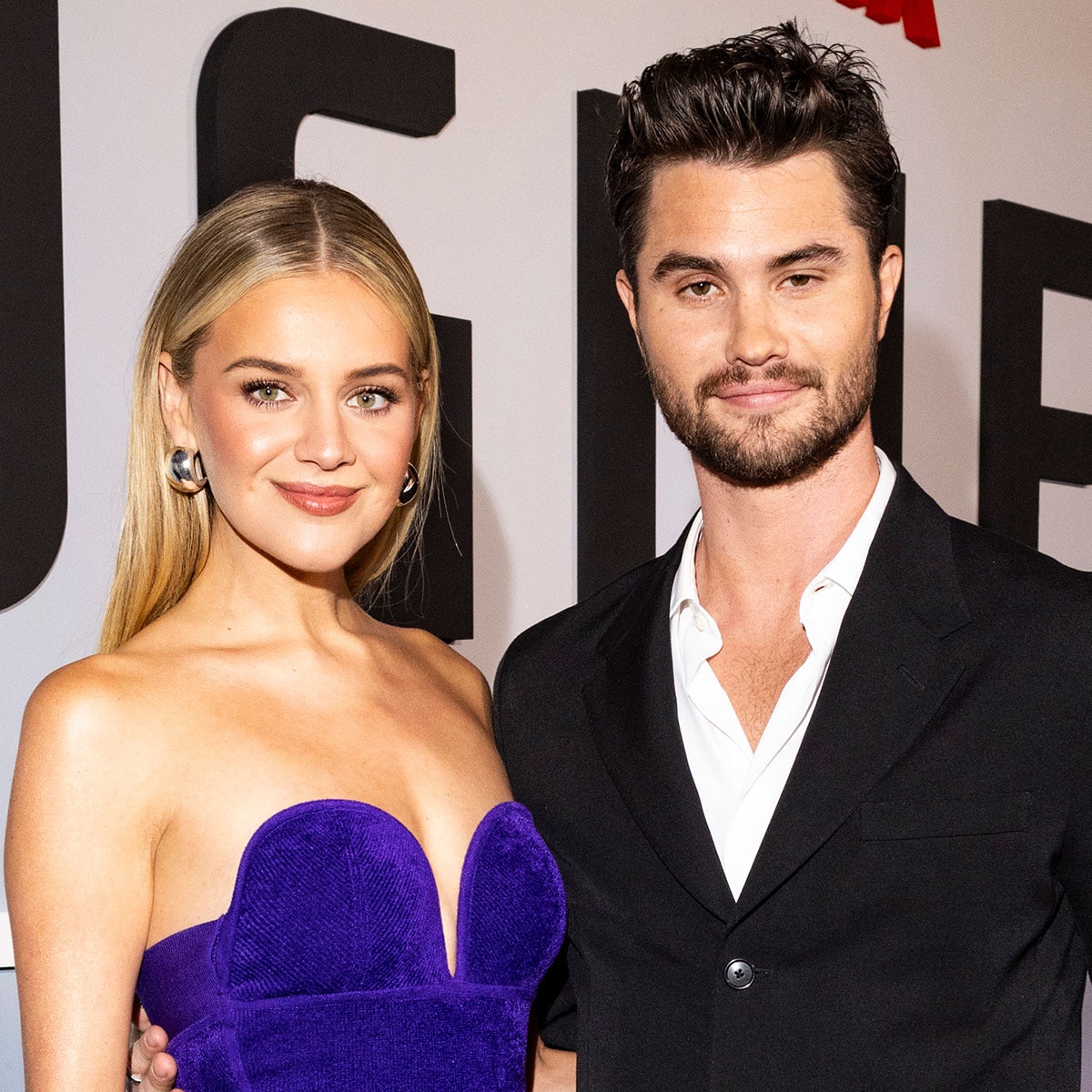 Chase Stokes revela la sorpresa de cumpleaños de Kelsea Ballerini