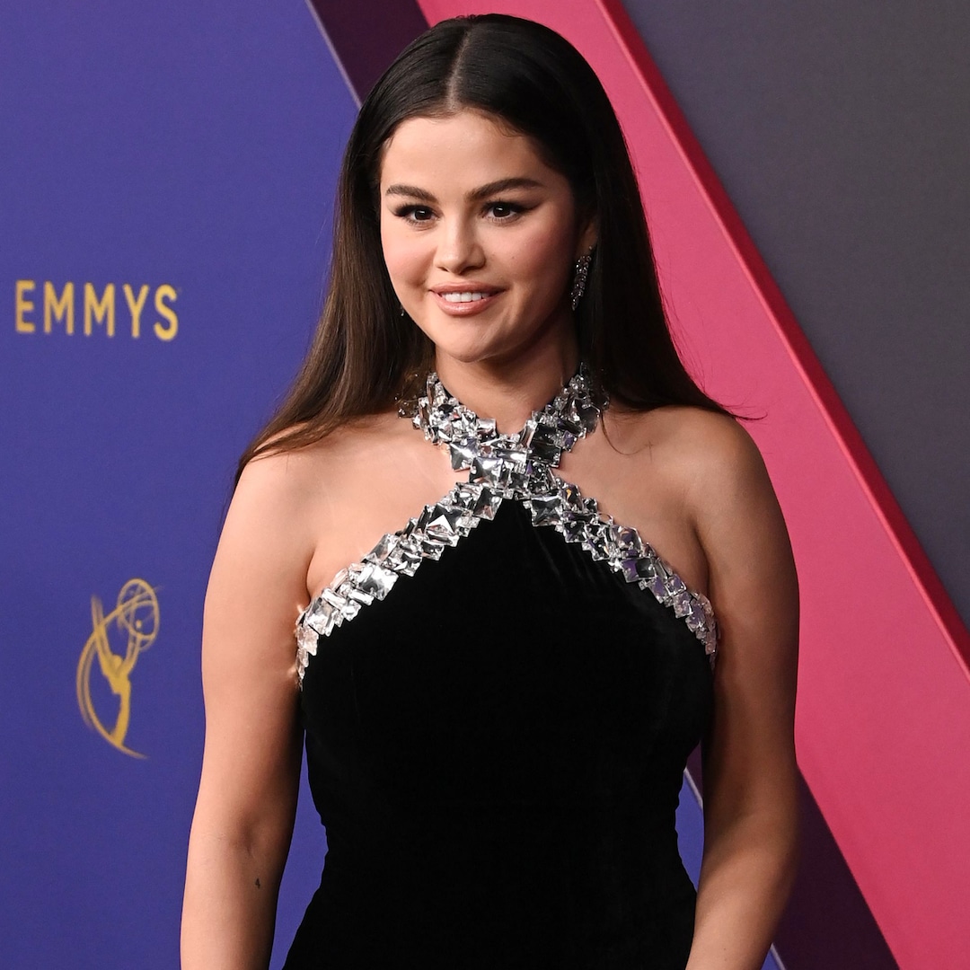 2024 Emmys: You Might Have Missed Selena Gomez and Benny Blanco’s Sweet Audience Moment – E! Online 2024 Emmys: You Might Have Missed Selena Gomez and Benny Blanco’s Sweet Audience Moment – E! Online