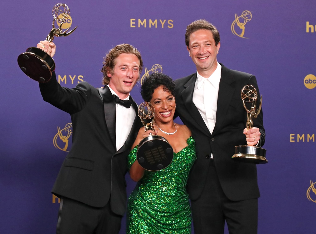 RuPaul's Drag Race Stars Slam อ้างว่าพวกเขาออกจาก Emmys ก่อนกำหนด