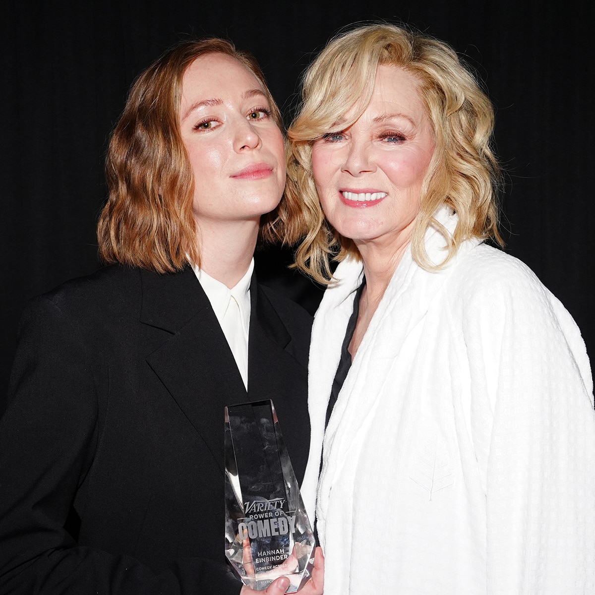 Hannah Einbinder, Jean Smart