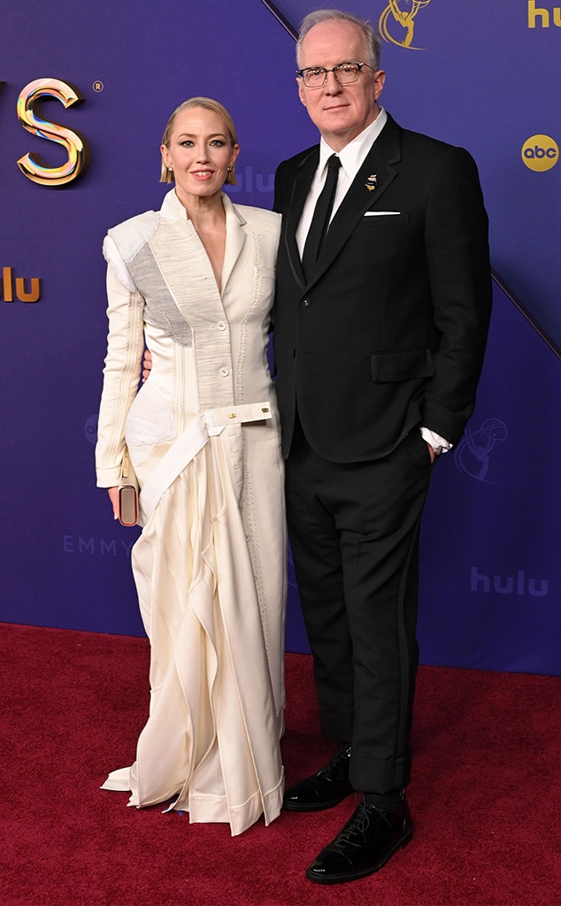 2024 Emmys: ดูเดทไนท์ของ Connie Britton และแฟนหนุ่ม David Windsor