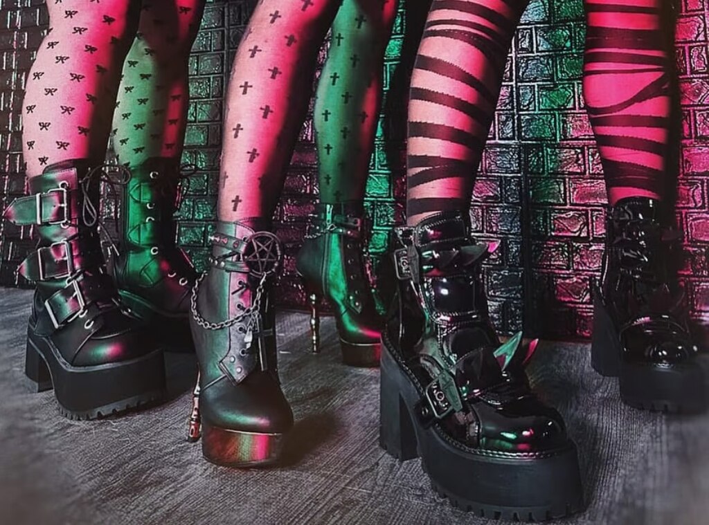 Demonia boots sale best sale