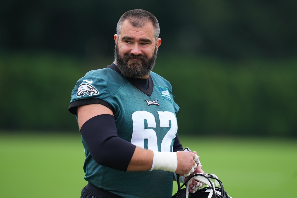 Jason Kelce tiene una respuesta descarada al crítico "avergonzado" por su baile