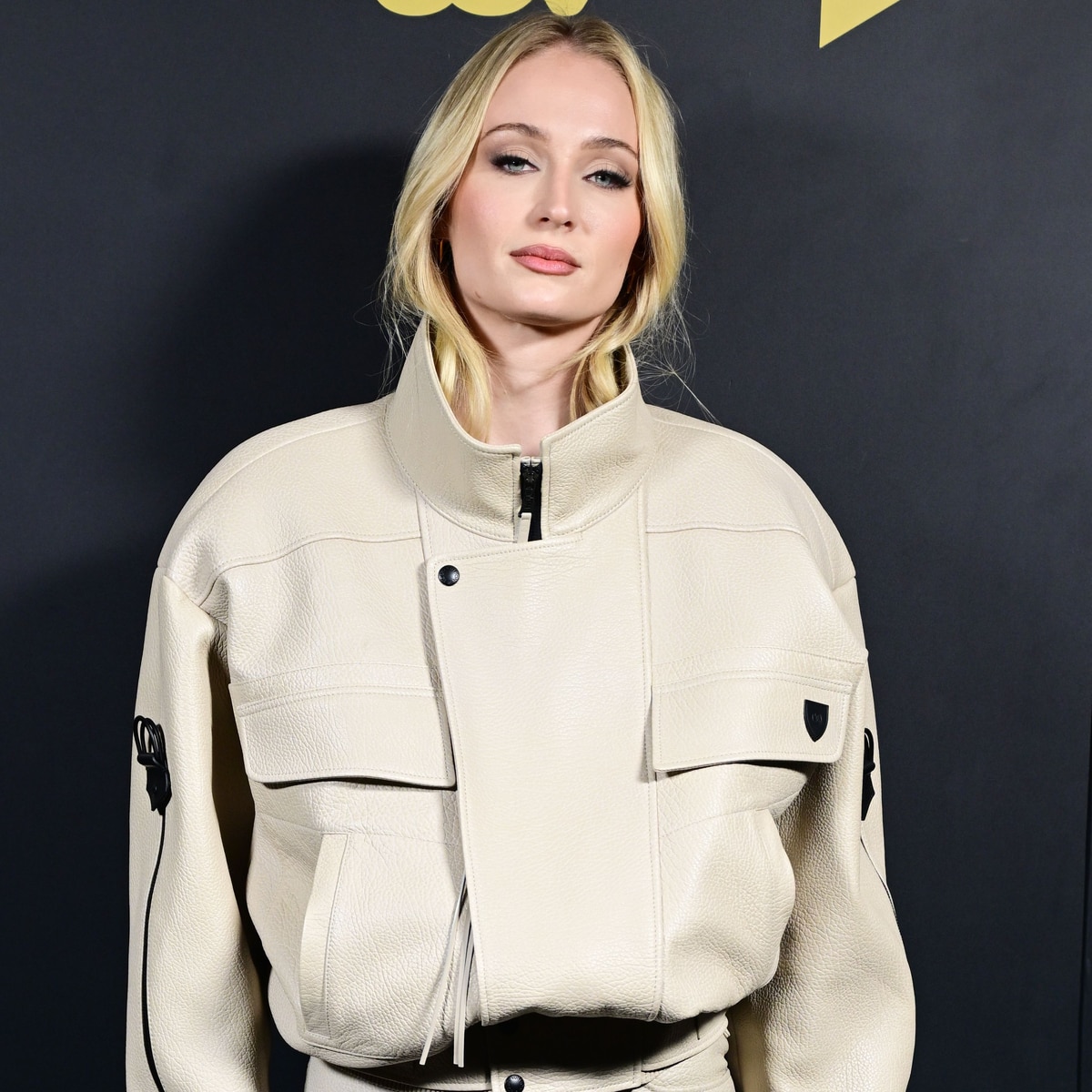 Sophie Turner Clarifies Comments About Being a Single Mother