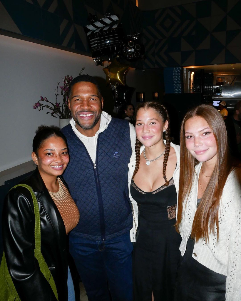Michael Strahan and Tanita and Isabella and Sophia