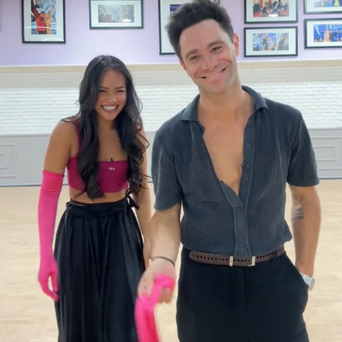 DWTS' Sasha Farber Raises Eyebrows With Flirty Comment to Jenn Tran