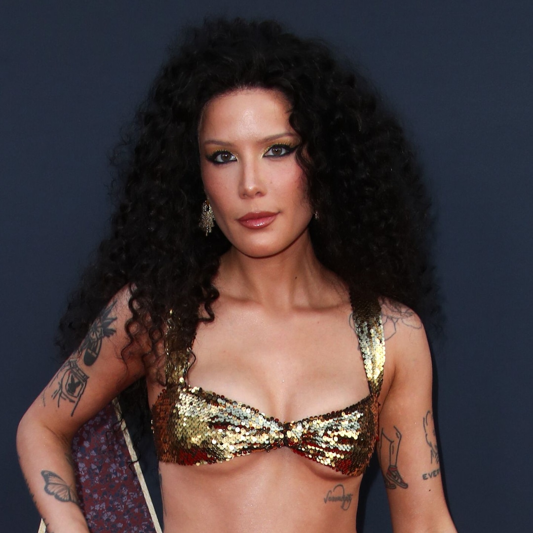 Halsey Hospitalized After “Very Scary” Seizure – E! Online Halsey Hospitalized After “Very Scary” Seizure – E! Online