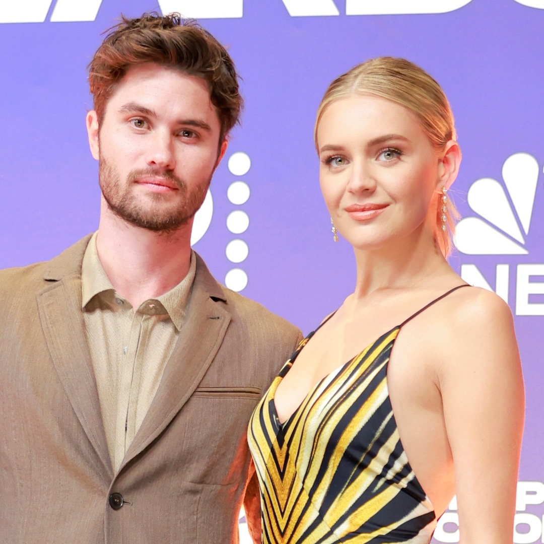 Kelsea Ballerini and Chase Stokes Are True Pretties During 2024 People’s Choice Country Awards Date Night – E! Online Kelsea Ballerini and Chase Stokes Are True Pretties During 2024 People’s Choice Country Awards Date Night – E! Online