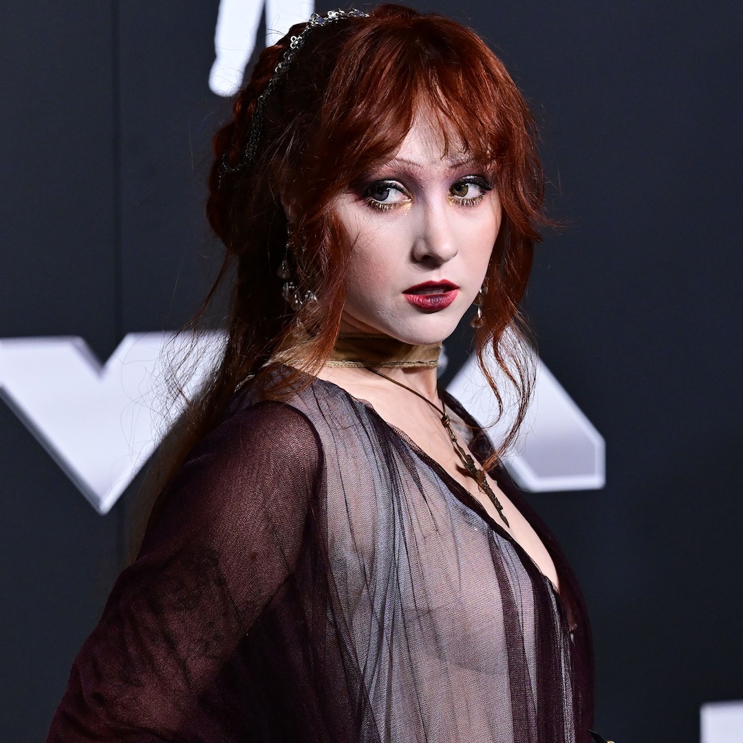 Chappell Roan Cancels Festival Appearances to Prioritize Her Health – E! Online Chappell Roan Cancels Festival Appearances to Prioritize Her Health – E! Online