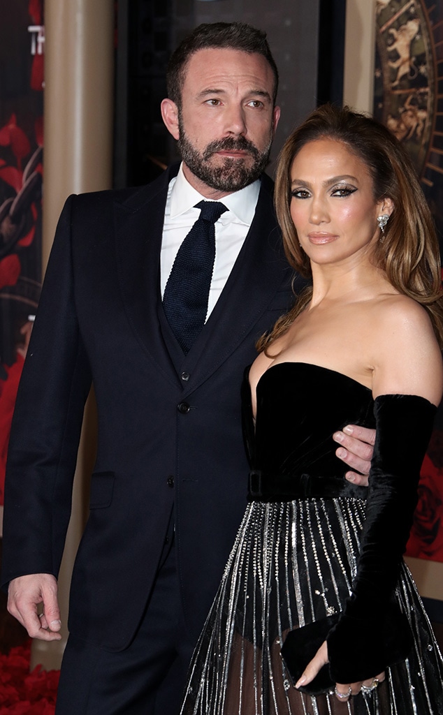 Jennifer Lopez Makes Red Carpet Return at TIFF After Ben Affleck Split Jennifer Lopez Makes Red Carpet Return at TIFF After Ben Affleck Split