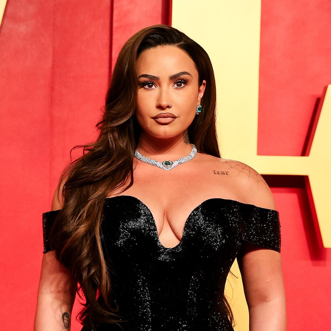 Demi Lovato Shares Childhood Peers Signed a “Suicide Petition” in Trailer for Child Star – E! Online Demi Lovato Shares Childhood Peers Signed a “Suicide Petition” in Trailer for Child Star – E! Online