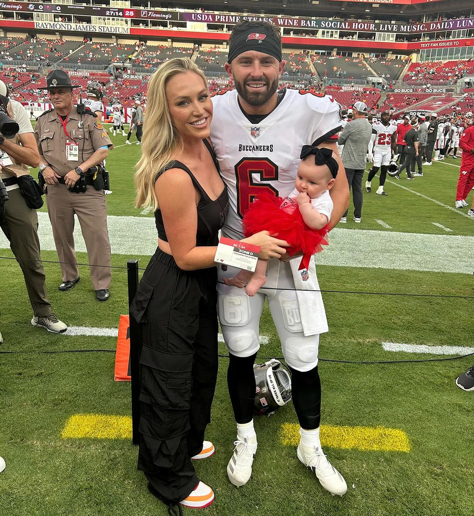 Emily Mayfield, Baker Mayfield
