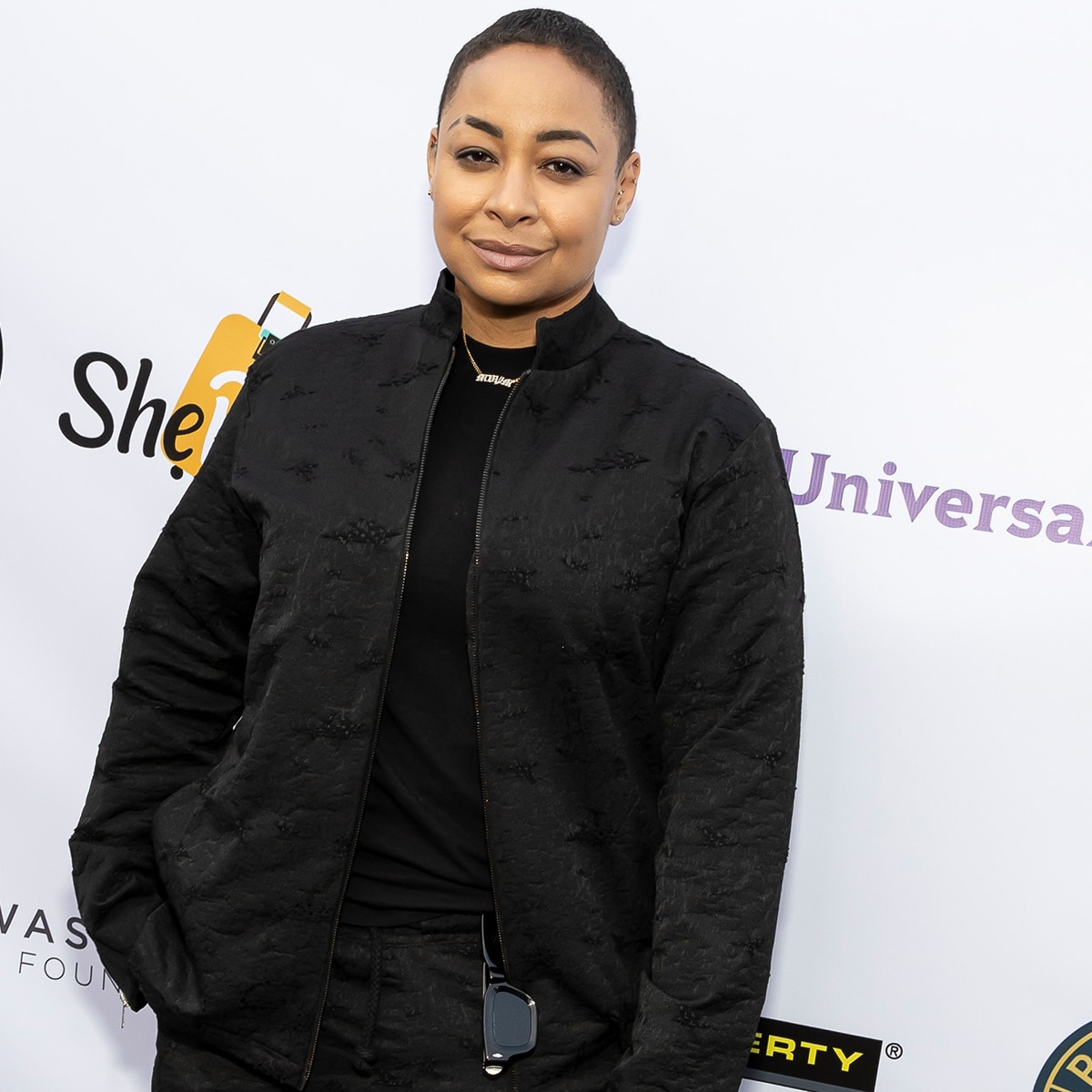 Raven-Symoné opłakuje śmierć swojego taty Christophera B. Pearmana