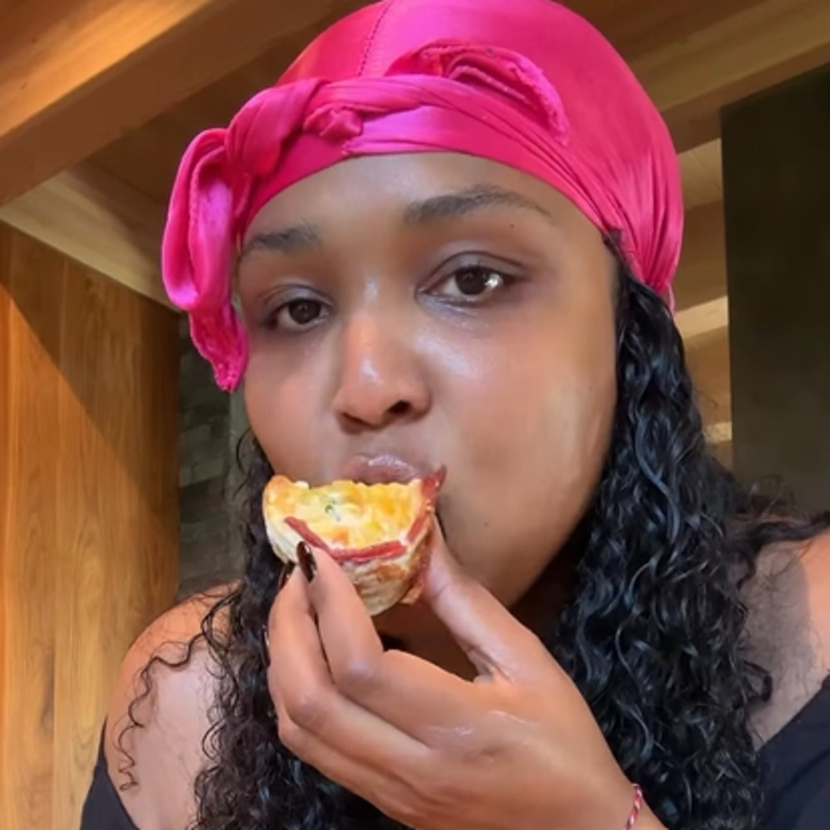 Lizzo Breaks Down What She Eats in a Day Amid Major Lifestyle Change #Lizzo