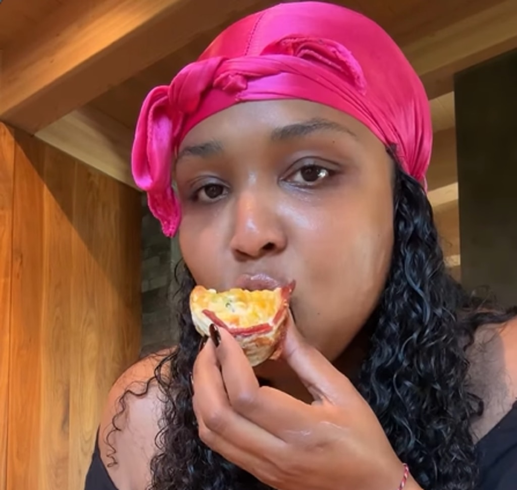 Lizzo Kilo Verme Yolculuğunda Neden Vegan Olmayı Durdurmaya Karar Verdi?