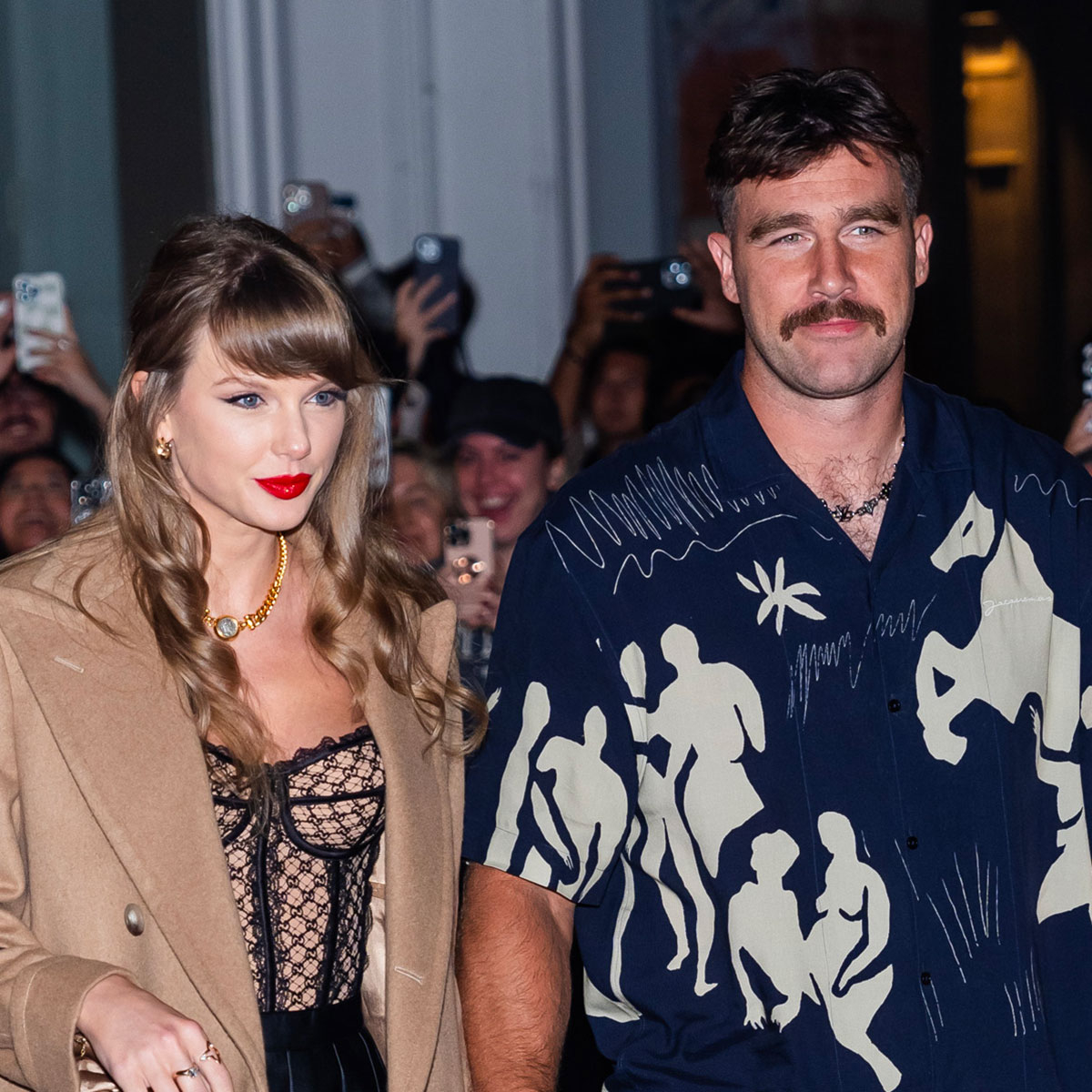 Taylor Swift and Travis Kelce’s Dads Have Sweet Moment at Chiefs Game