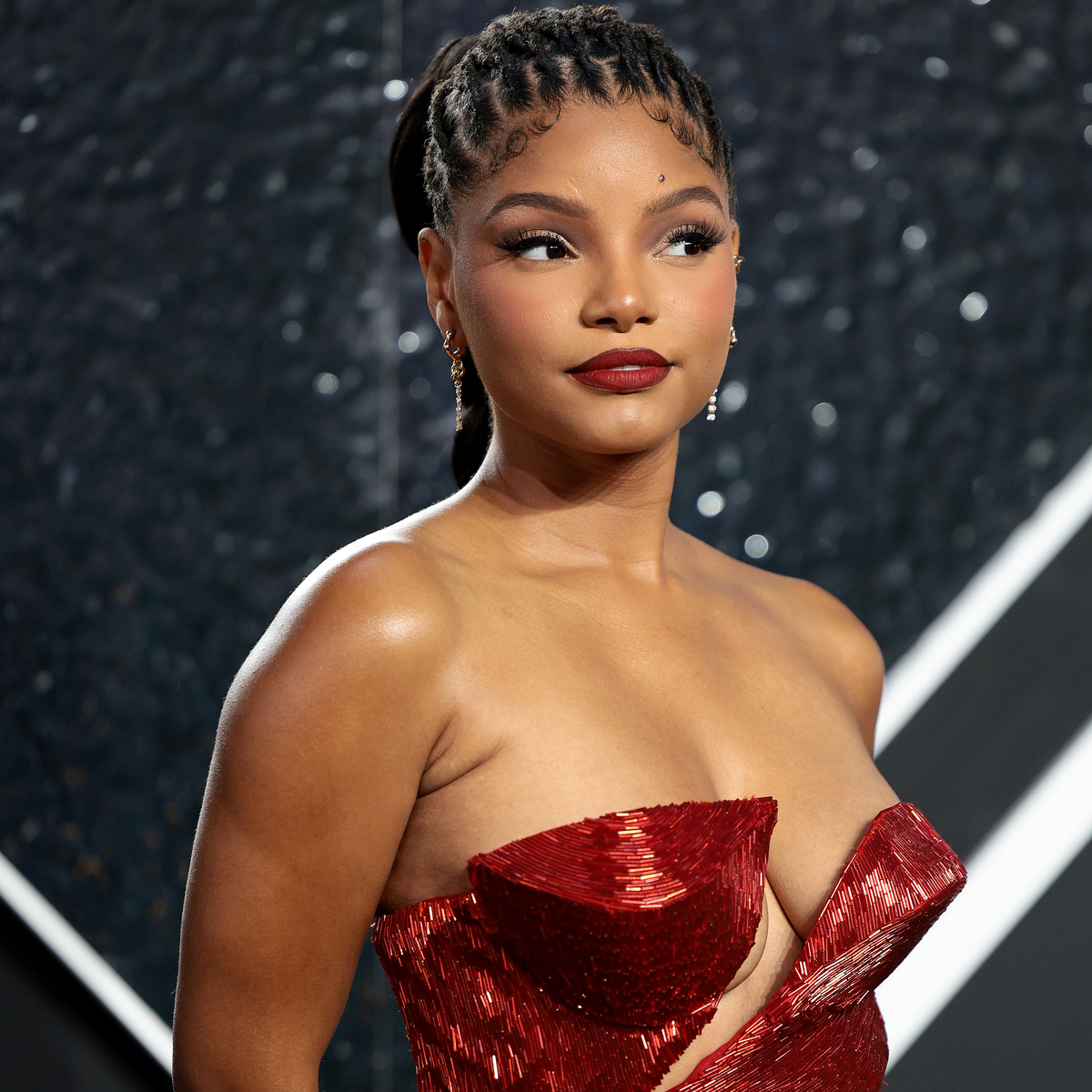 Halle Bailey comparte una “ansiedad paralizante” por dejar a su hijo Halo para ir a trabajar