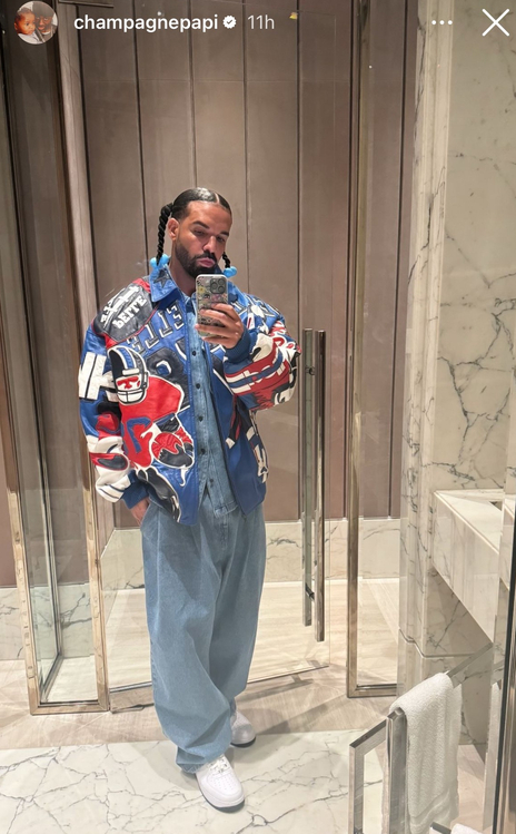 Drake's Latest Look Has The Internet In Their Feelings