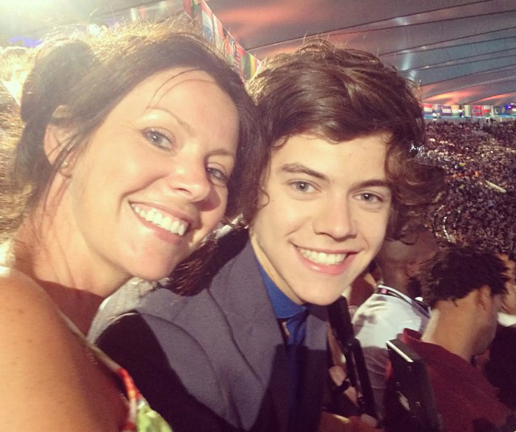 Anne Twist, Harry Styles