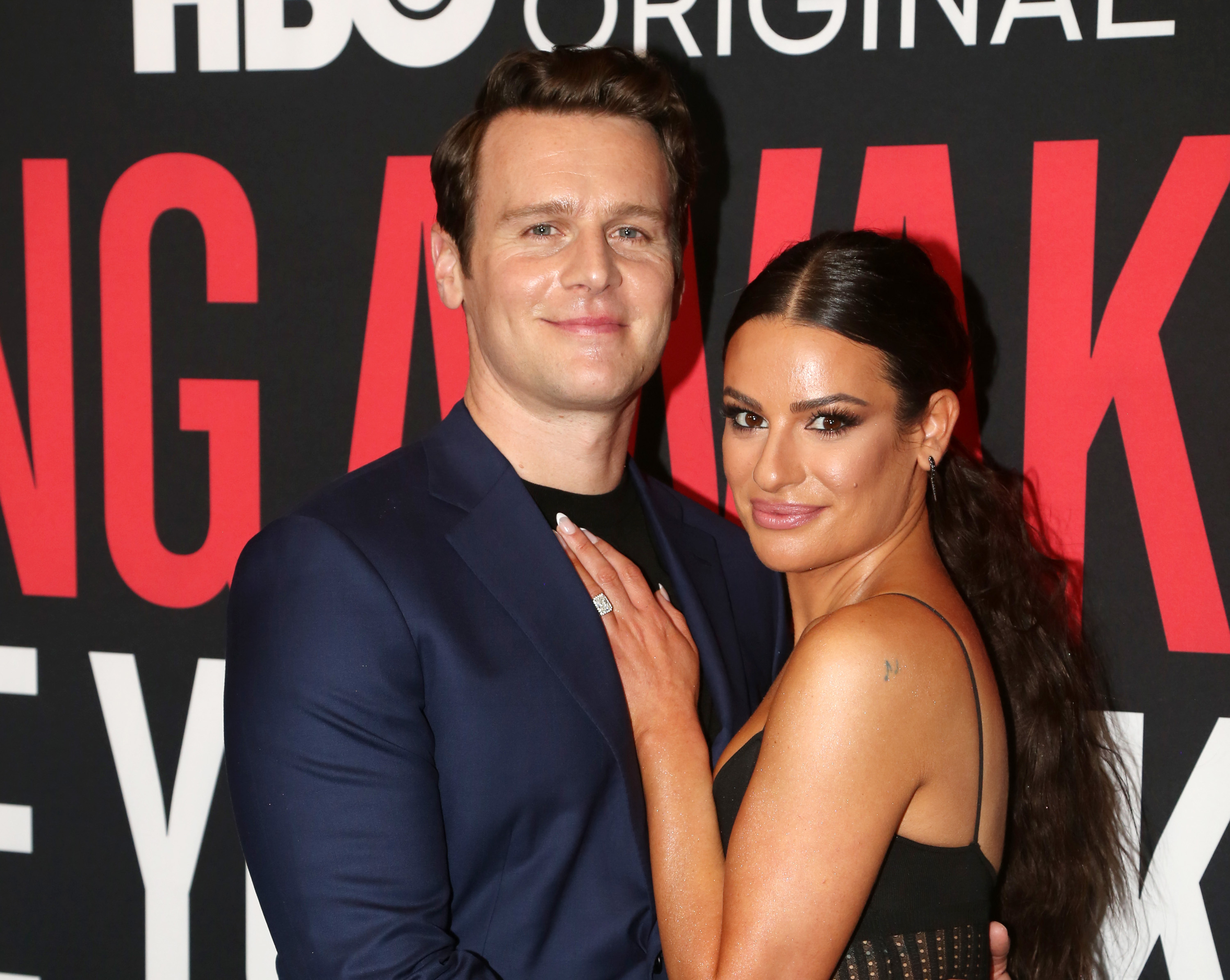 Jonathan Groff Addresses Rumor His BFF Lea Michele Can’t Read