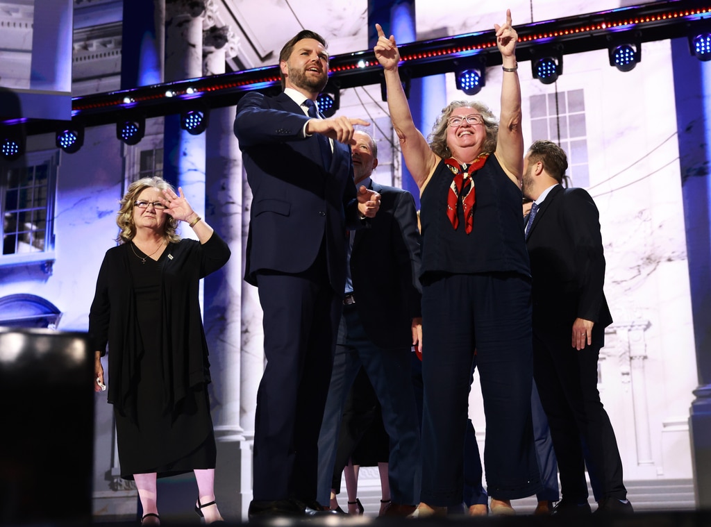 Um guia para a família de JD Vance: sua esposa, filhos, mamãe e muito mais