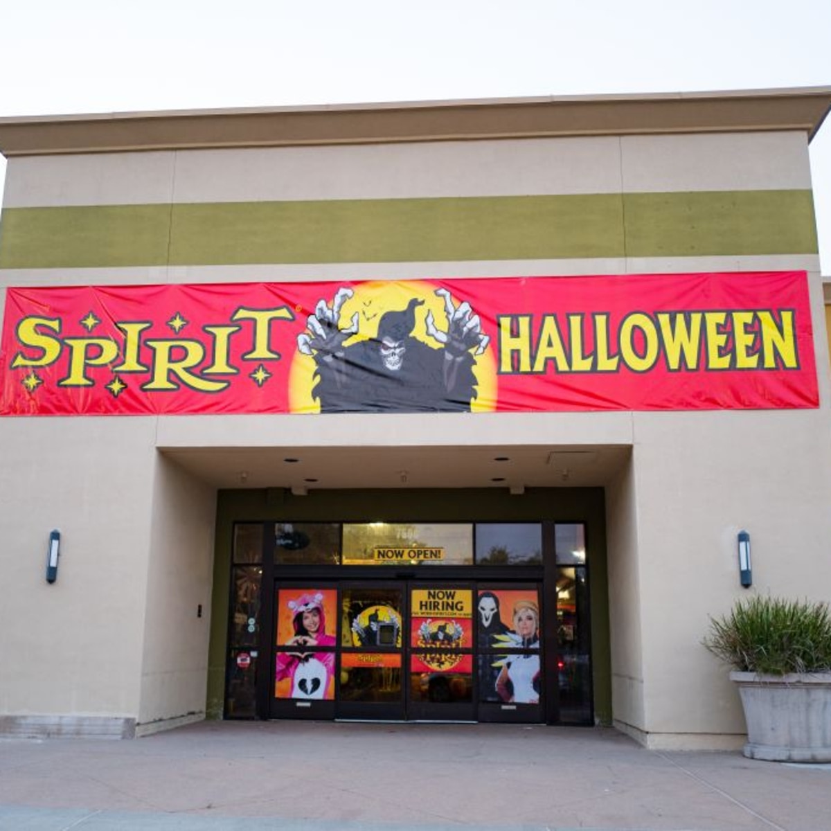 Spirit Halloween