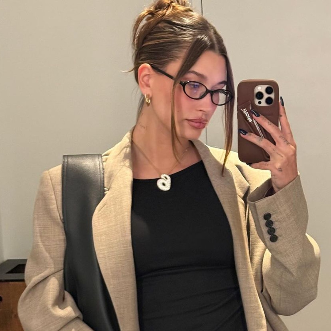 Hailey Bieber Shares Glimpse at Her Postpartum Body 2 Months After Welcoming Baby Jack – E! Online Hailey Bieber Shares Glimpse at Her Postpartum Body 2 Months After Welcoming Baby Jack – E! Online