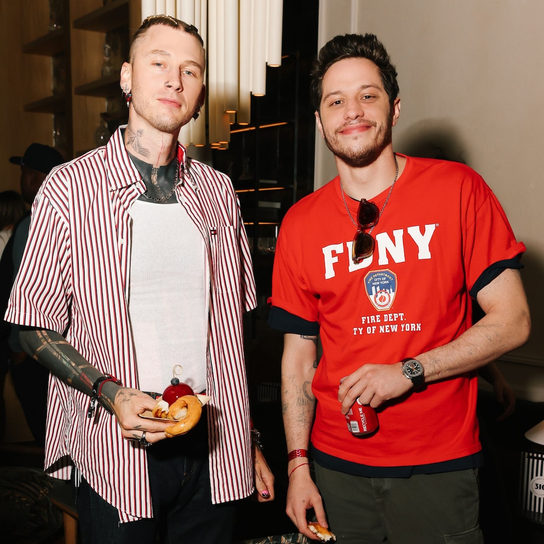 Pete Davidson Pays Tribute to Late Dad During Rare Public Appearance – E! Online Pete Davidson Pays Tribute to Late Dad During Rare Public Appearance – E! Online