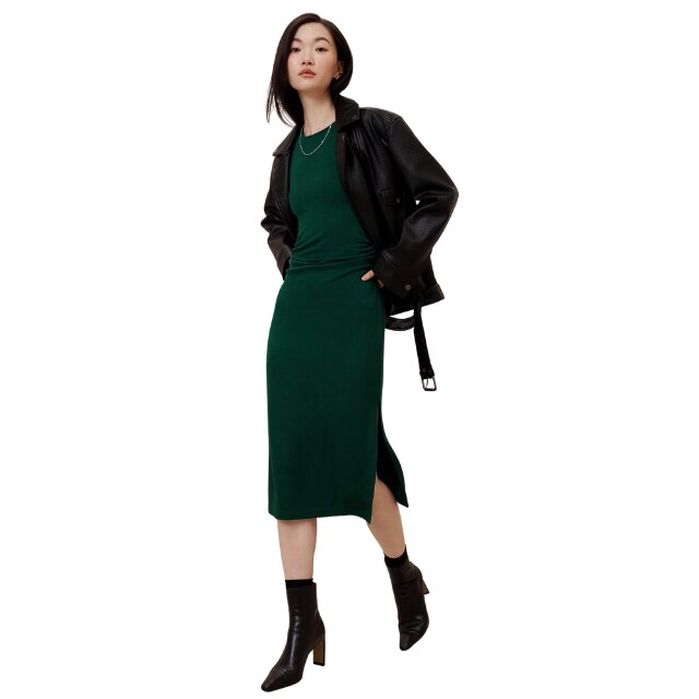 Banana Republic Outlet's up to 60% off Everything Sale Plus an Extra 25%