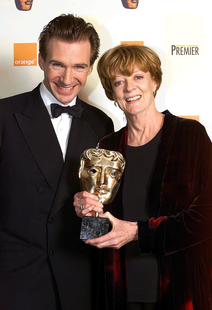 Ralph Fiennes z Harry'ego Pottera szczegółowo opisuje „zabójczy” humor Maggie Smith