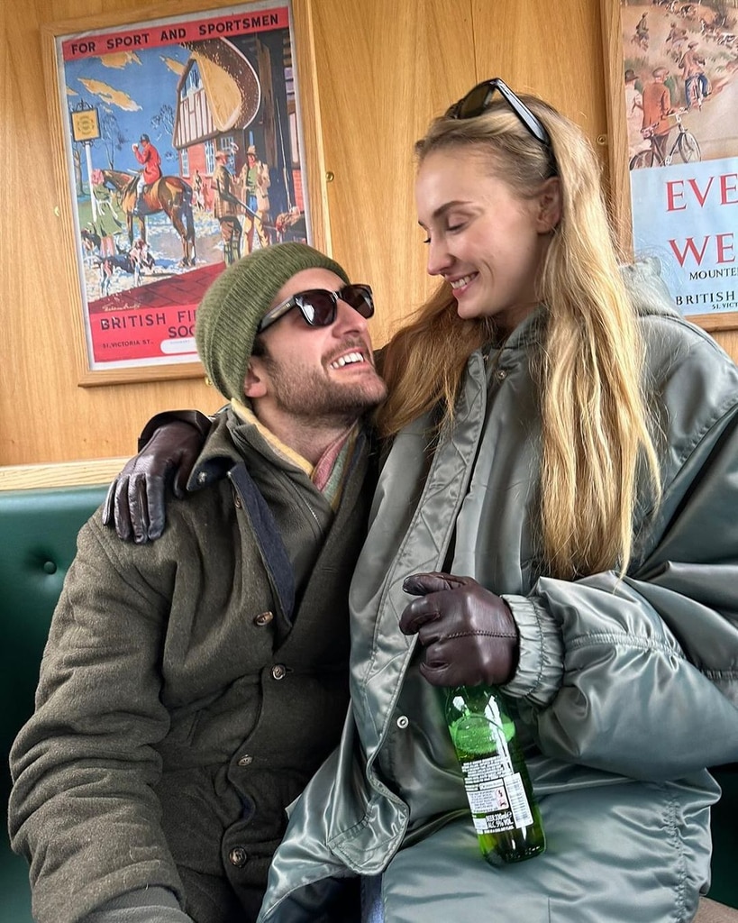 Sophie Turner publica raras fotos de PDA con su novio Peregrine Pearson