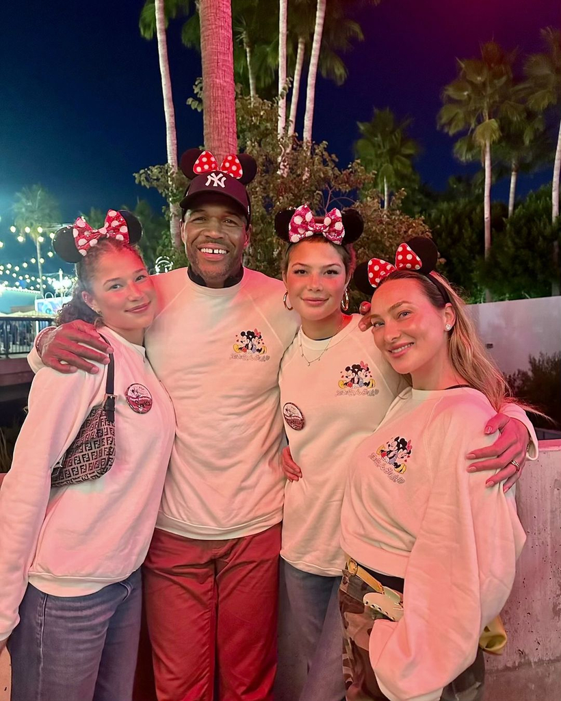 Michael Strahan, Isabella Strahan