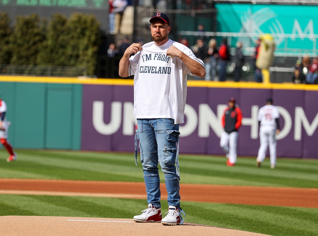 Travis Kelce dzieli się tym, jak radzi sobie z presją w świetle reflektorów