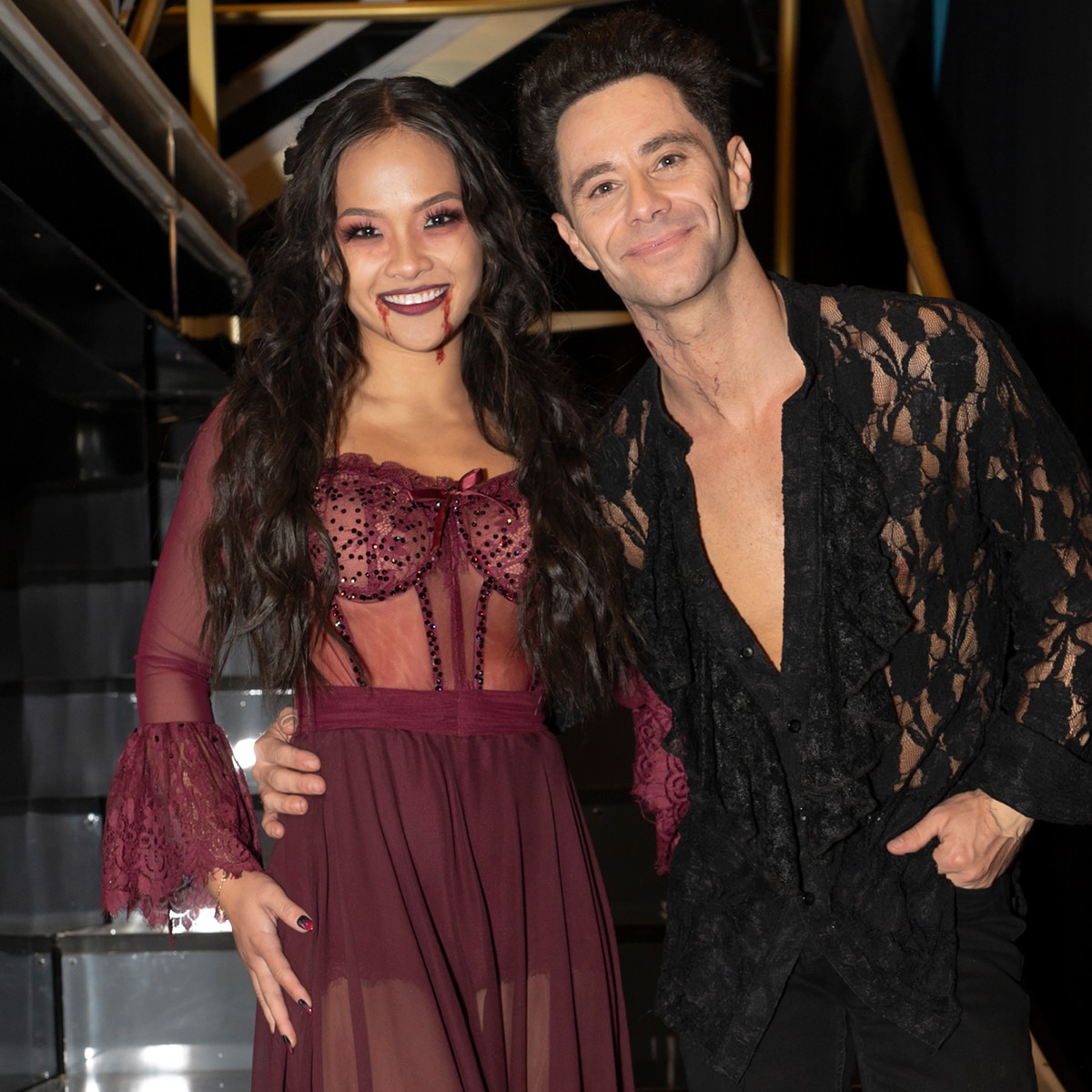 DWTS'den Jenn Tran ve Sasha Farber, Elenmelerine Tepki Verdi