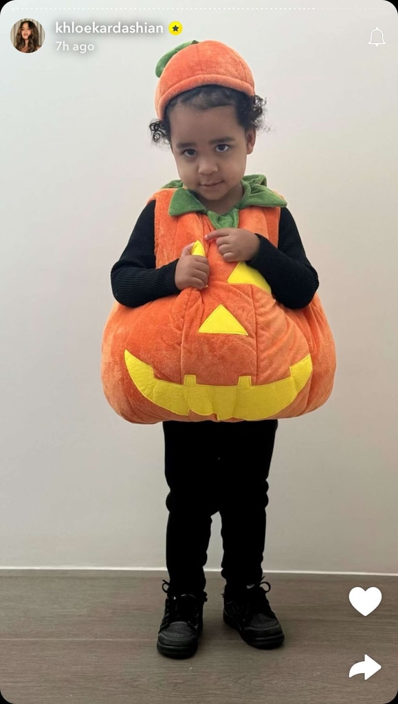 Khloe Kardashian y los hijos de Kylie Jenner lucen adorables disfraces de Halloween