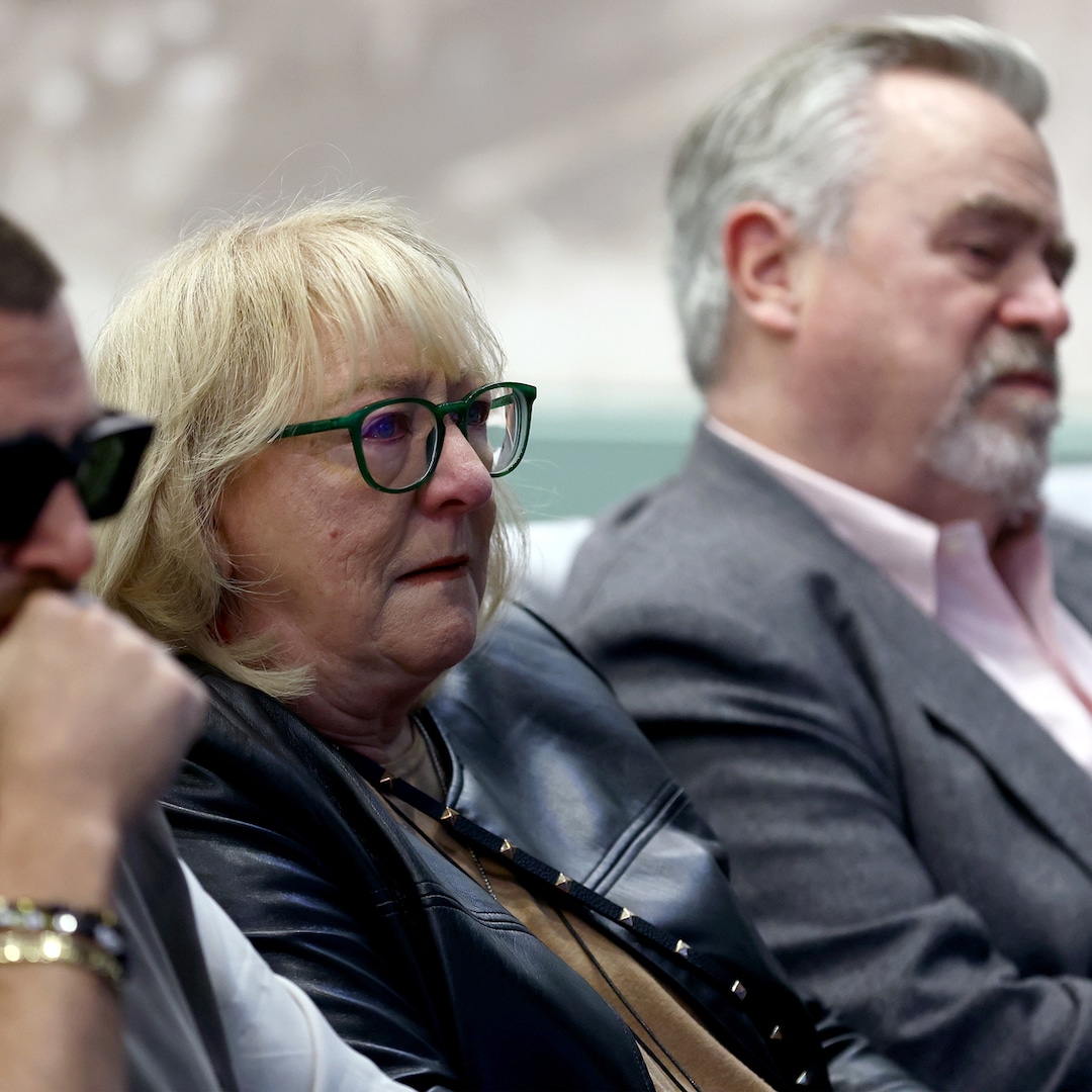 Travis and Jason Kelce’s Mom Donna Kelce Stood “Still” in Marriage to Ed Kelce Before Divorce – E! Online Travis and Jason Kelce’s Mom Donna Kelce Stood “Still” in Marriage to Ed Kelce Before Divorce – E! Online