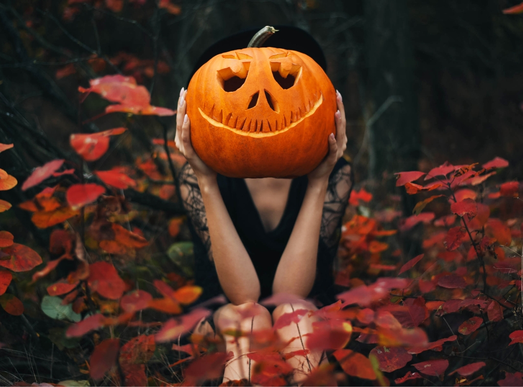 Store Easy Halloween Costumes - hero image