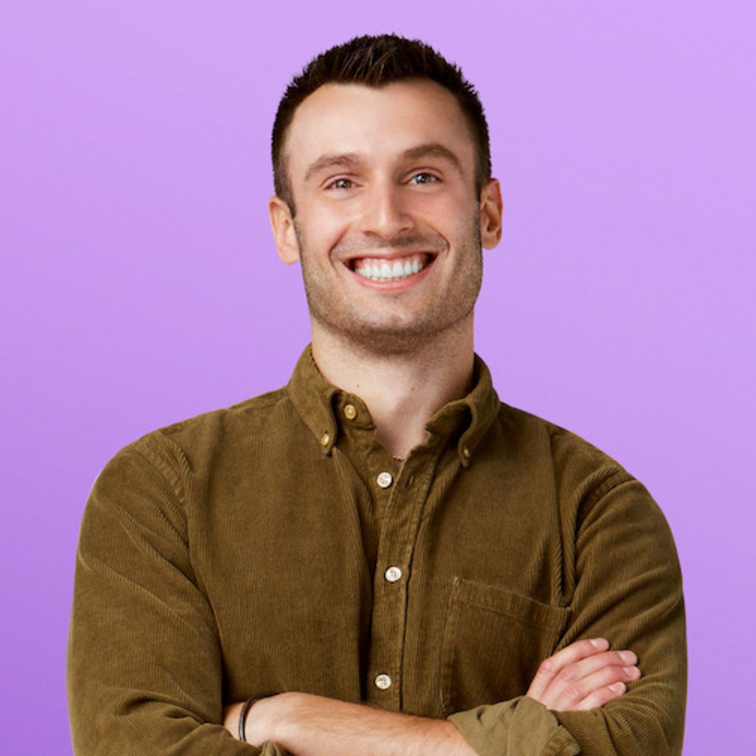 Love Is Blind Star Garrett’s New Transformation Has Fans Convinced He’s Married – E! Online Love Is Blind Star Garrett’s New Transformation Has Fans Convinced He’s Married – E! Online