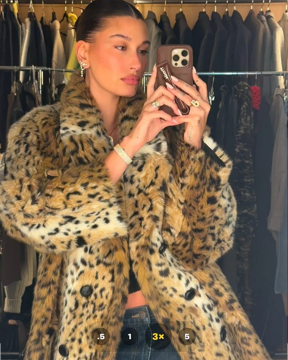 Hailey Bieber