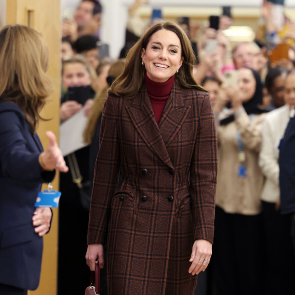 Kate Middleton Visits Patients and Staff at Same Hospital She Received Cancer Treatment - E! Online