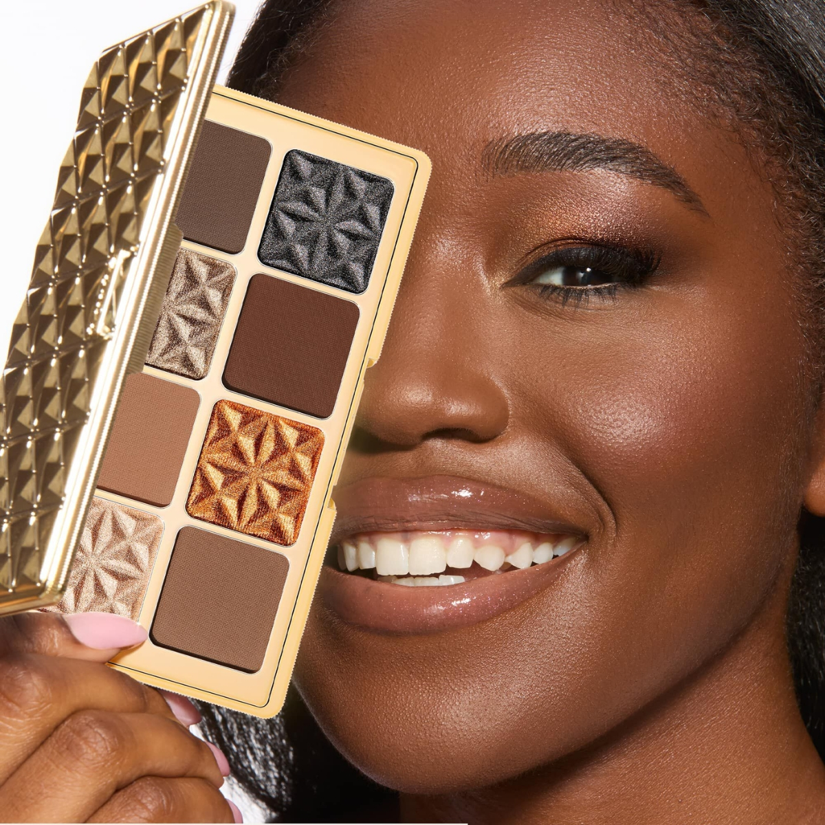 Flash Deal: Snag $121 Worth of Tarte Eyeshadow for Just $54