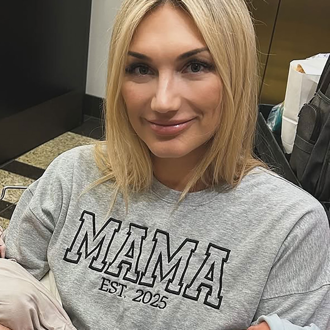 Hulk Hogan’s Daughter Brooke Welcomes Twins – E! Online Hulk Hogan’s Daughter Brooke Welcomes Twins – E! Online
