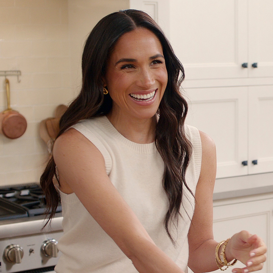 The Moving Reason Adam Levine Connected Meghan Markle With Billie Eilish Amid L.A. Wildfires – E! Online The Moving Reason Adam Levine Connected Meghan Markle With Billie Eilish Amid L.A. Wildfires – E! Online